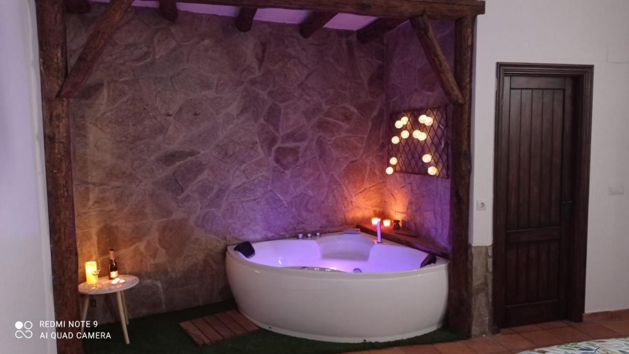 베나오카스 La Casa De La Lobita 빌라 외부 사진